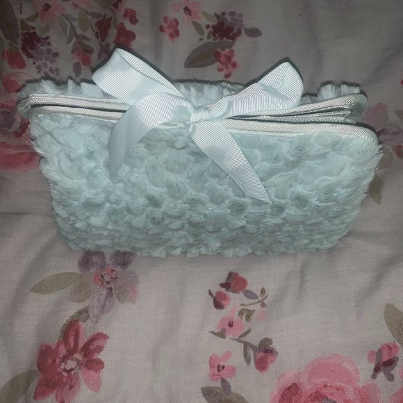 Bath and Body Works Makeup Bag - Picture 1 of 4